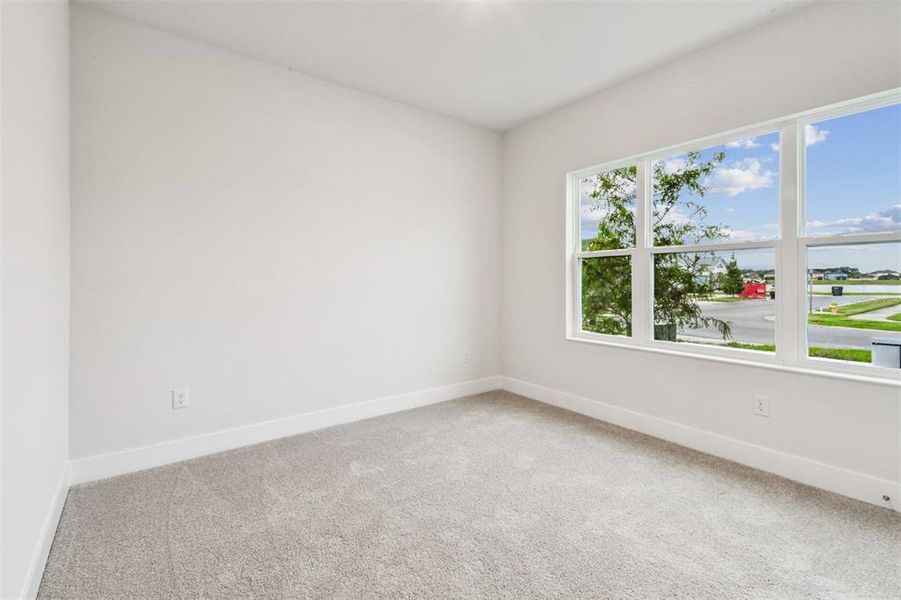 Spacious, unfurnished interior of a new home in The Peninsula at Rhodine Lake, Riverview (Image 19).