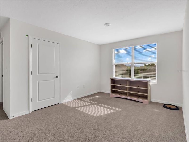 Spacious, unfurnished interior of a new home in , Wimauma (Image 30).