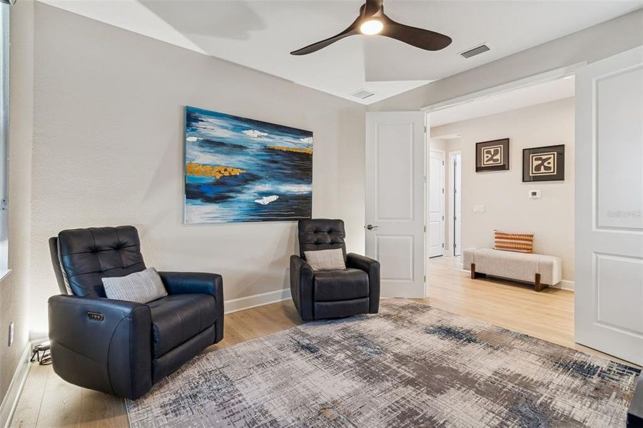 Furnished interior view inside a new home in , Tavares (Image 48).