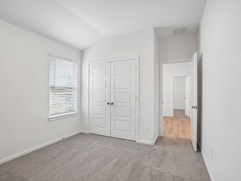 Spacious, unfurnished interior of a new home in Granger Pointe - Premier Series, Conroe (Image 10). Spacious, unfurnished interior of a new home in Granger Pointe - Premier Series, Conroe (Image 10).