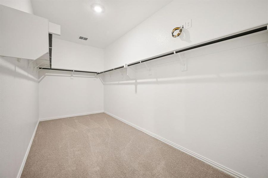Photo is not of the actual home, but is an inspirational photo of builder’s model home and may depict options, furnishings, and/or decorator features that are not included.