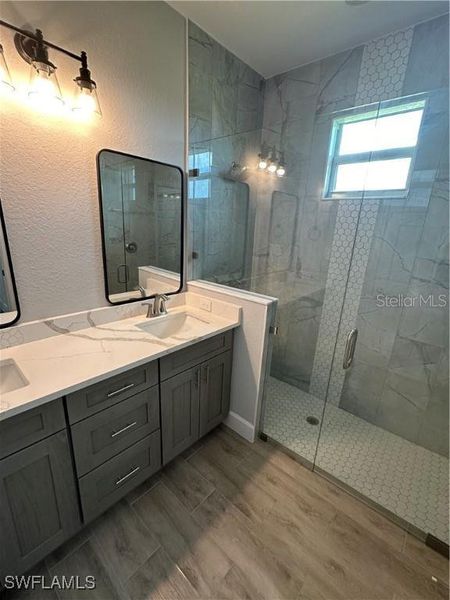 Furnished interior view inside a new home in , Cape Coral (Image 5).