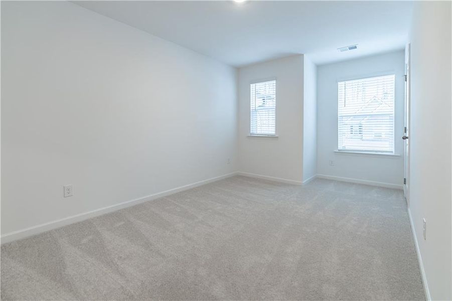 Spacious, unfurnished interior of a new home in , Buford (Image 29).
