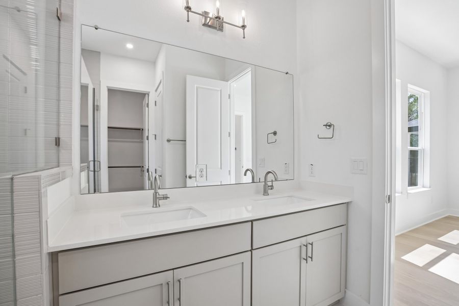 Furnished interior view inside a new home in Foxfield, Austin (Image 8).