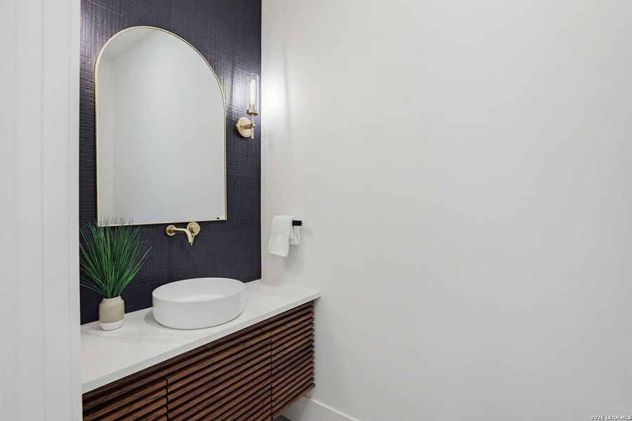Furnished interior view inside a new home in , Boerne (Image 28).