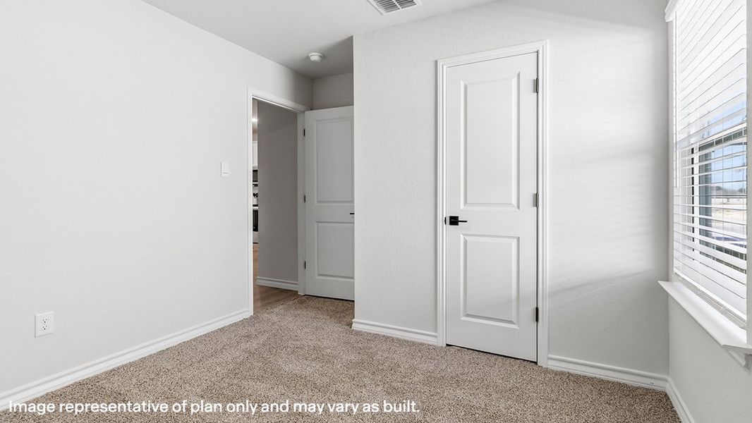 Representative unfurnished interior of a home built from the The Gaven by D.R. Horton in The Birch at Spencer Ranch, Boerne (Image 22).