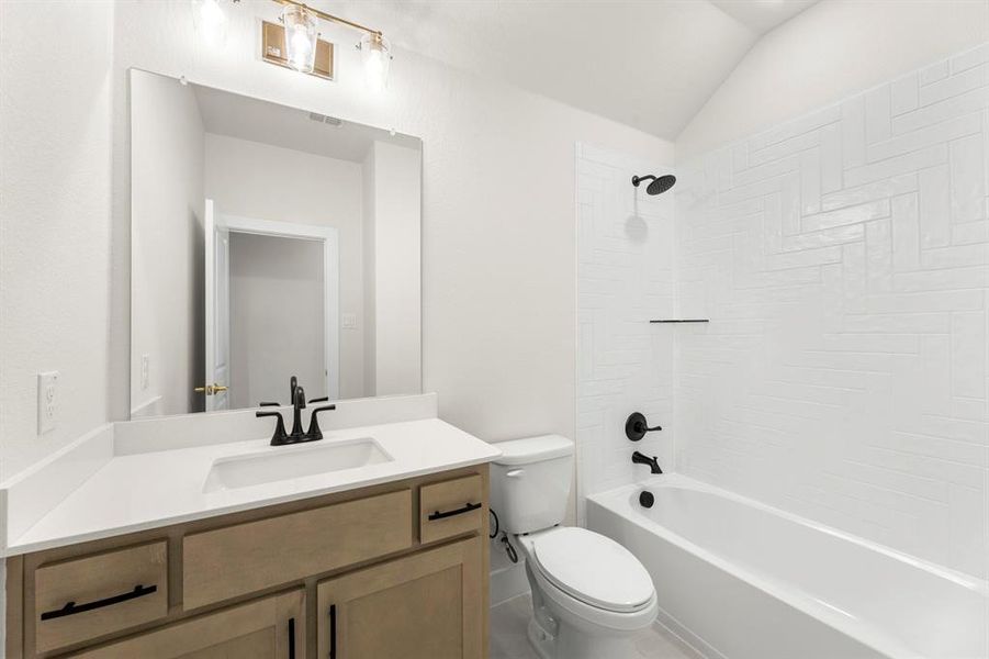 22. 2506 Lindberg - 3RD Bath