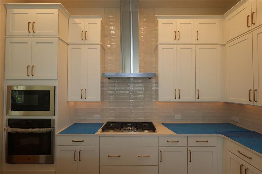 Furnished interior view inside a new home in Maple Grove at Towne Lake, Woodstock (Image 6).