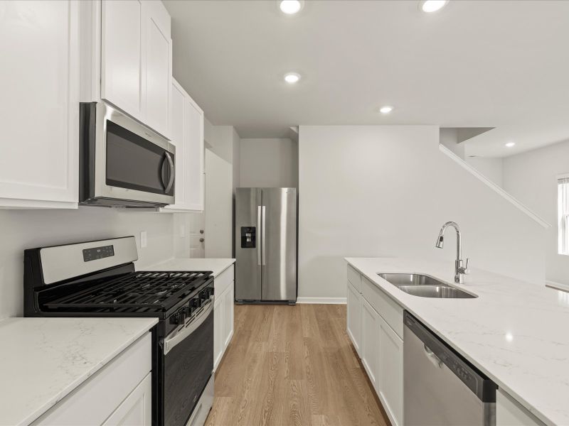 Welcome to the Roswell floorplan at Pleasant Brook.