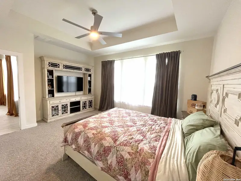 Furnished interior view inside a new home in , Seguin (Image 6).
