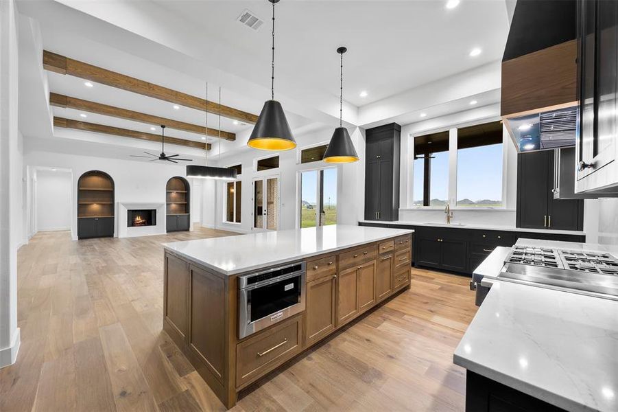 Furnished interior view inside a new home in , Waxahachie (Image 7).