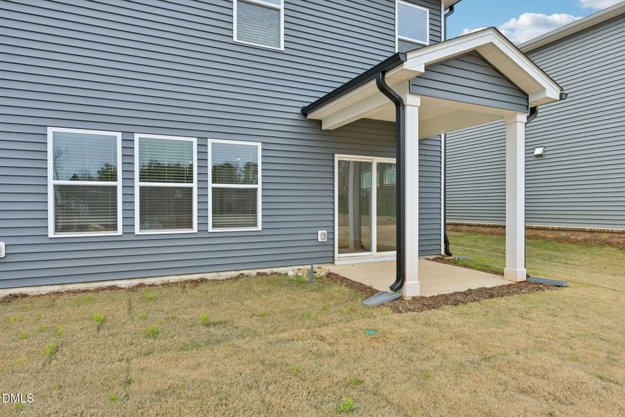 46-web-or-mls-Raleigh - Oak Manor - 500