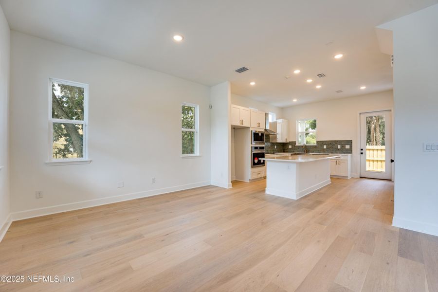 Spacious, unfurnished interior of a new home in , Jacksonville (Image 28). Spacious, unfurnished interior of a new home in , Jacksonville (Image 28).