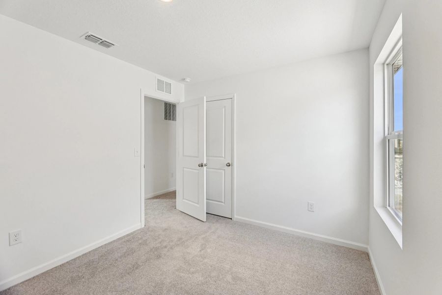 Representative unfurnished interior of a home built from the Lyon by Starlight Homes in Brookewater at Crossprairie, St. Cloud (Image 21).