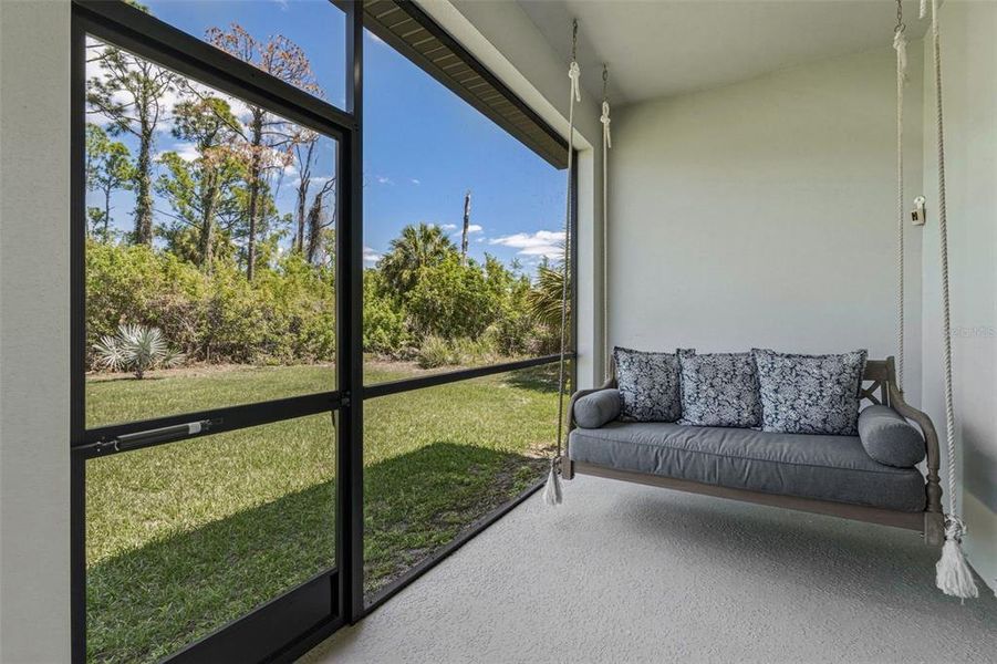 Exterior details and patio area of a home in , North Port (Image 3).