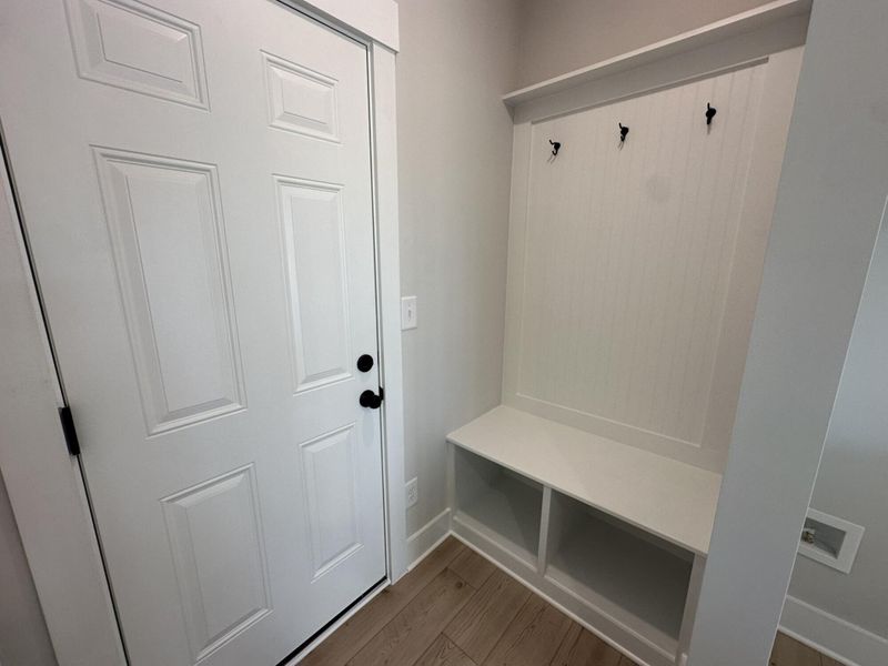 Spacious, unfurnished interior of a new home in Blythe Mill Townhomes, Waxhaw (Image 15).