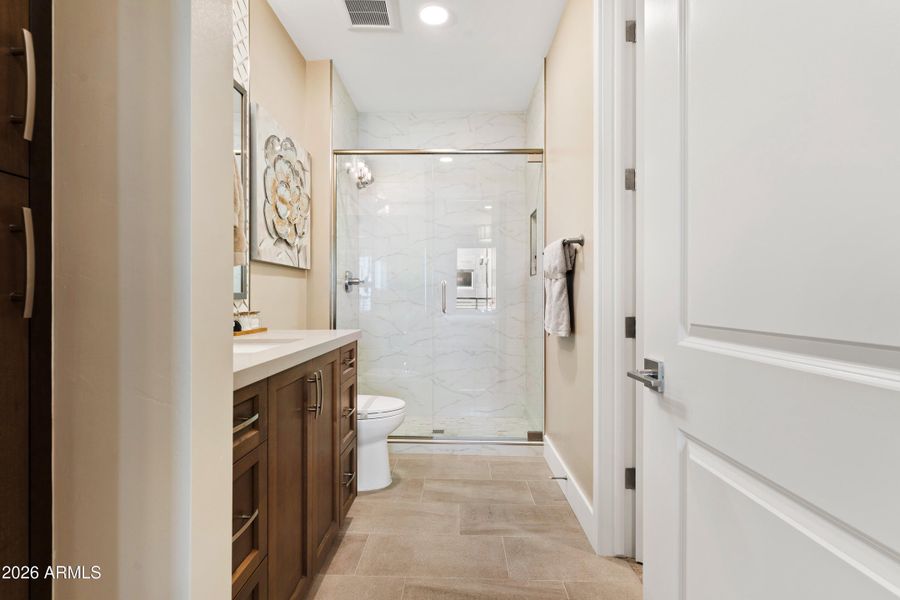 TheLuxeValentino5mb--2