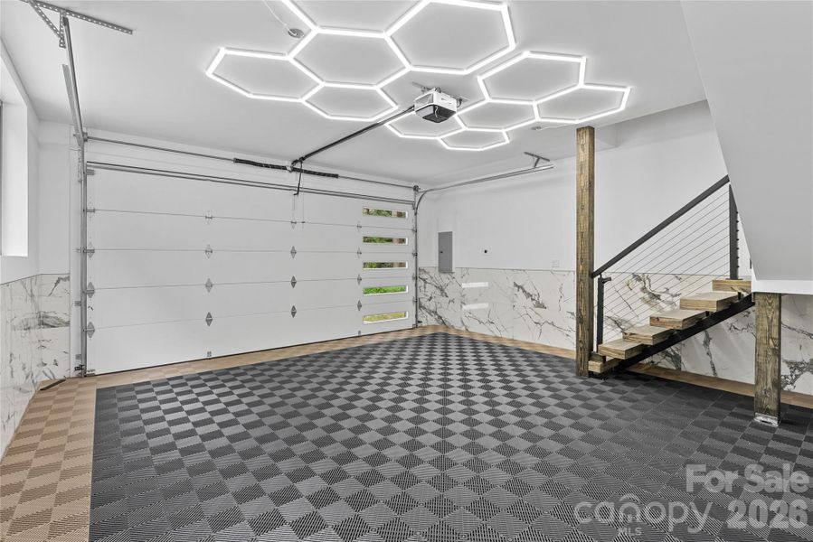 Spacious, unfurnished interior of a new home in , Arden (Image 29).