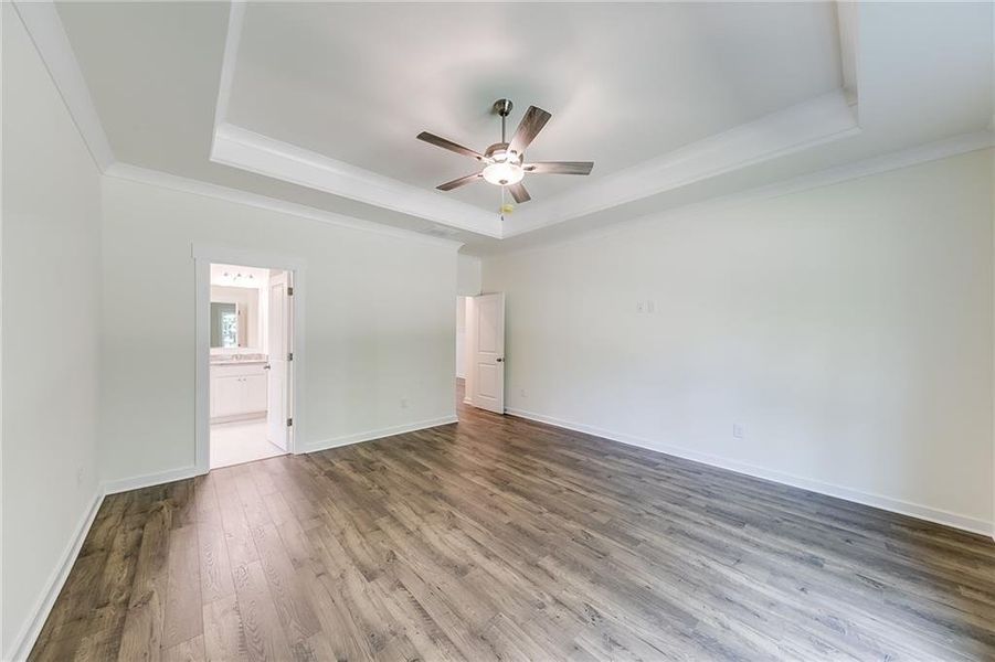 Spacious, unfurnished interior of a new home in , Jefferson (Image 19).