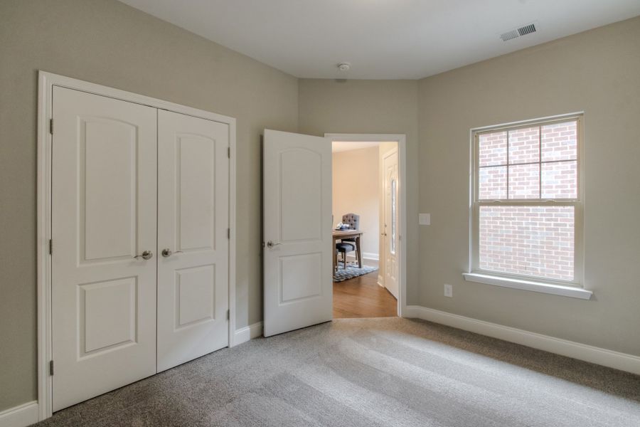 *This is a model representation. Selections and Finishes may vary.