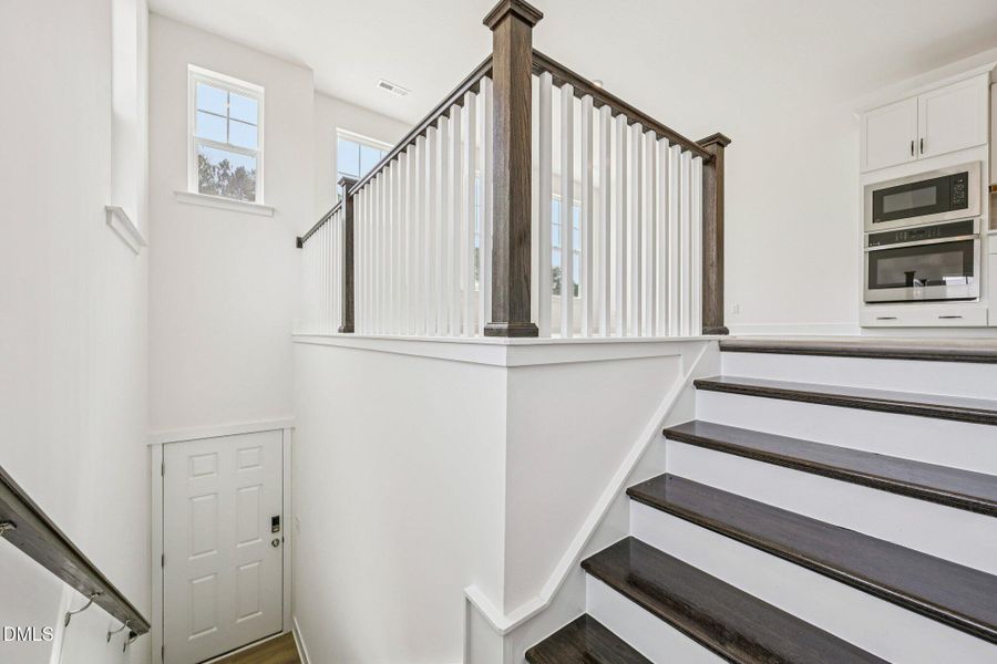 36-web-or-mls-Dunzo Dr-S1203-036 36-web-or-mls-Dunzo Dr-S1203-036