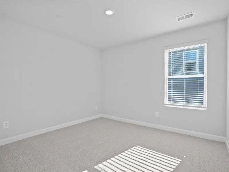 Spacious, unfurnished interior of a new home in Creek Ridge - Signature Collection, Spartanburg (Image 16).