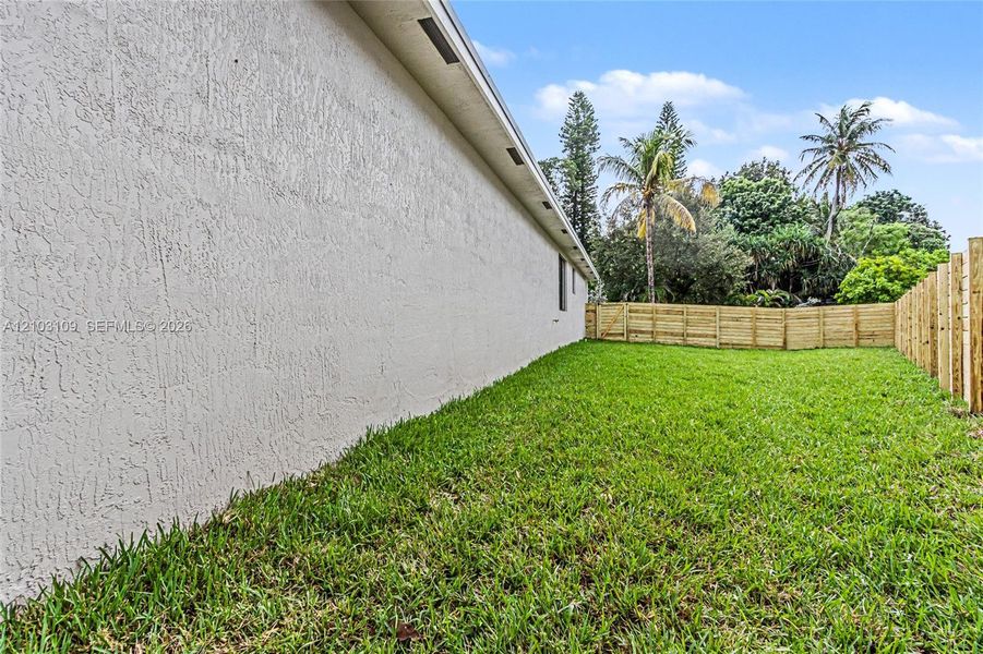 Exterior details and patio area of a home in , Oakland Park (Image 2). Exterior details and patio area of a home in , Oakland Park (Image 2).