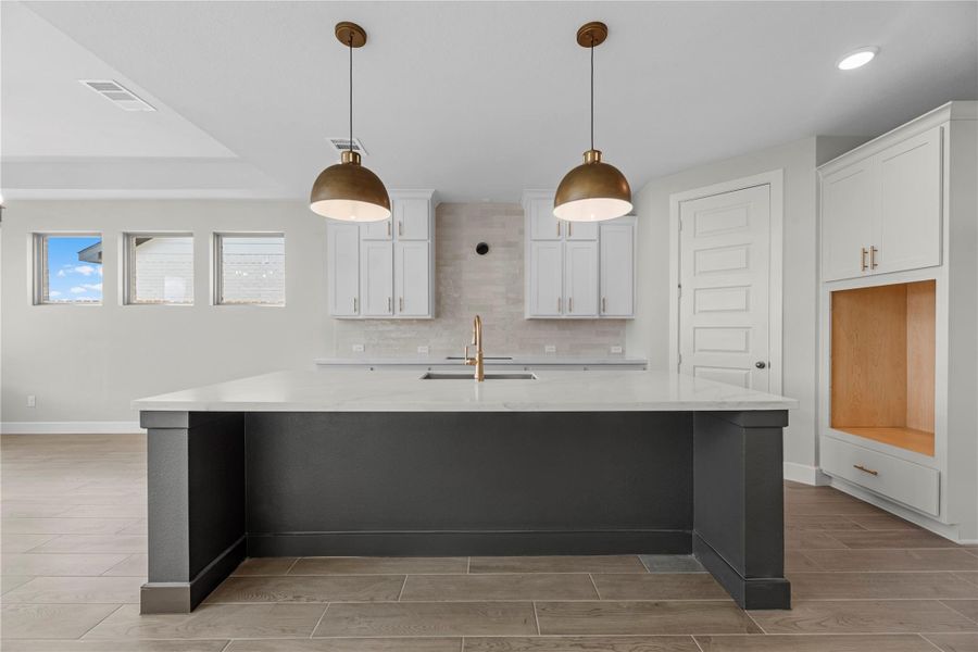 Furnished interior view inside a new home in Cross Creek West, Fulshear (Image 6).