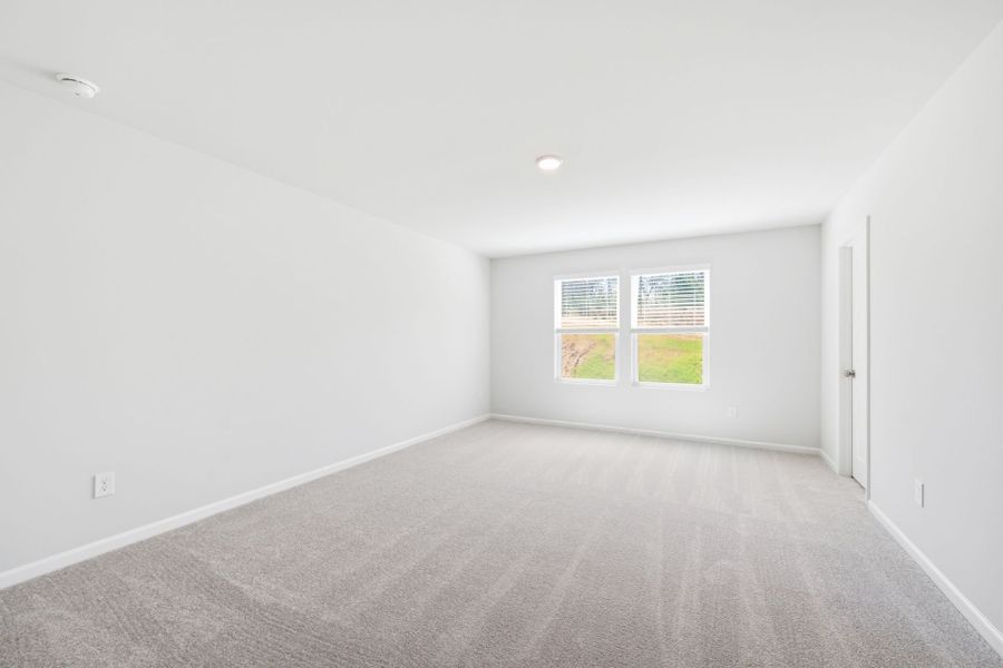 Spacious, unfurnished interior of a new home in Grand Arbor, Blythewood (Image 39).