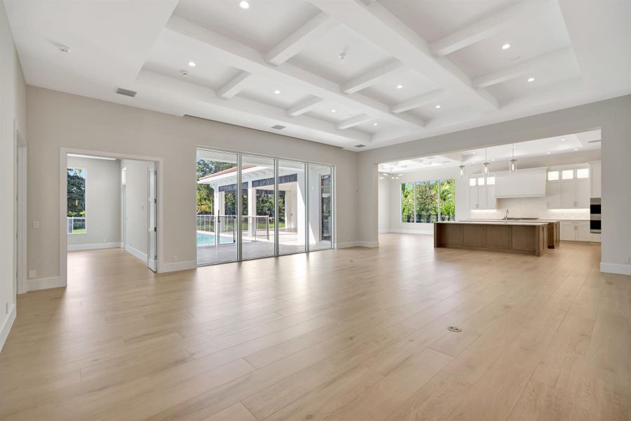 Spacious, unfurnished interior of a new home in , Palm Beach Gardens (Image 65).