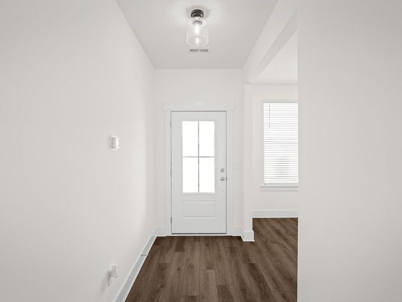 Spacious, unfurnished interior of a new home in Woods Crossing, Gallatin (Image 20).