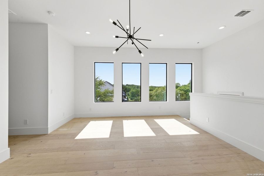 Spacious, unfurnished interior of a new home in , Boerne (Image 20).