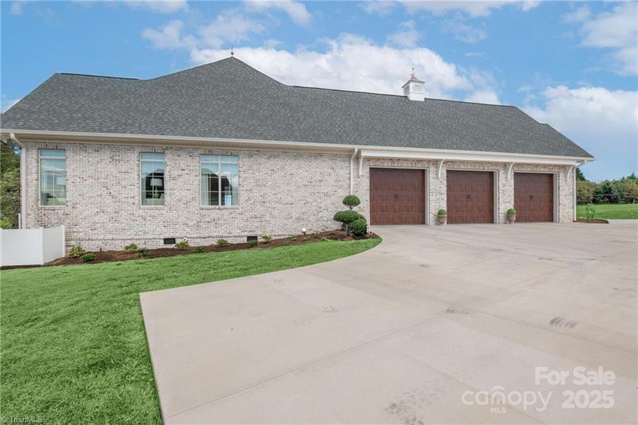 Exterior details and patio area of a home in , North Wilkesboro (Image 20). Exterior details and patio area of a home in , North Wilkesboro (Image 20).