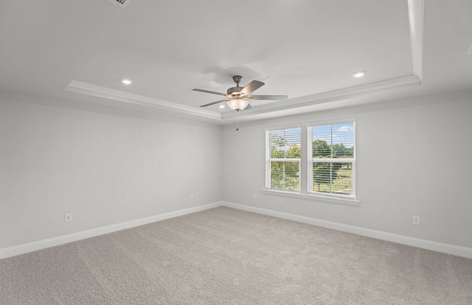 Spacious, unfurnished interior of a new home in Berkeley Mill, Cumming (Image 30).