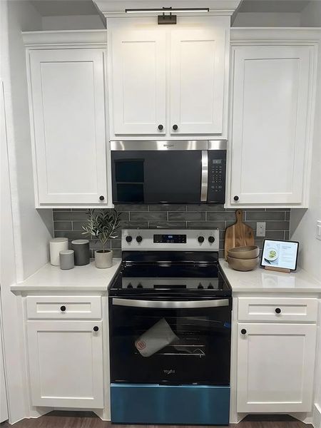 Furnished interior view inside a new home in , Granbury (Image 6).