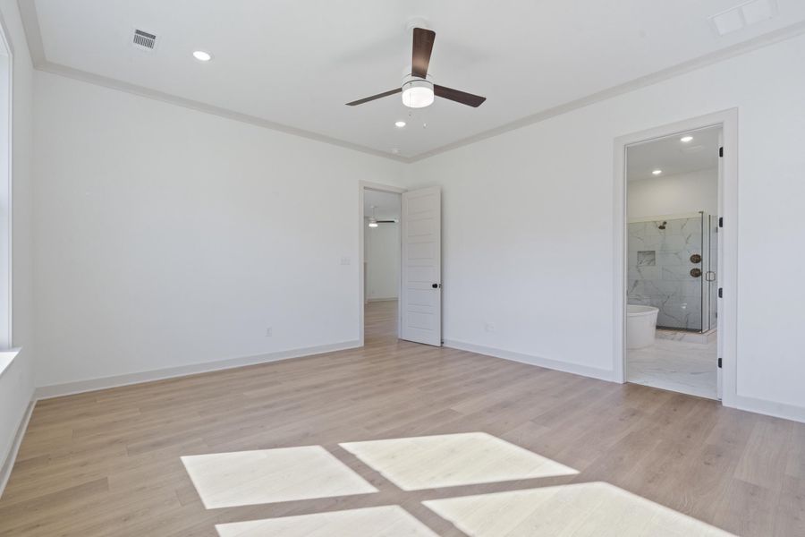 Spacious, unfurnished interior of a new home in Lockwood, Collierville (Image 21).