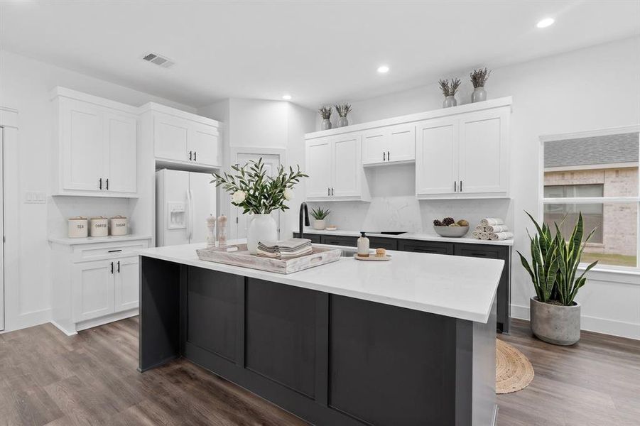 Furnished interior view inside a new home in , Dallas (Image 7).