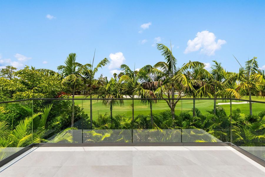 Image 87 of a home in .