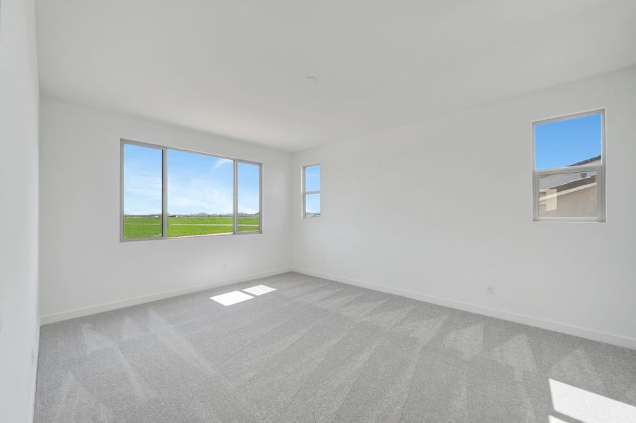 Spacious, unfurnished interior of a new home in Soleo, San Tan Valley (Image 31).