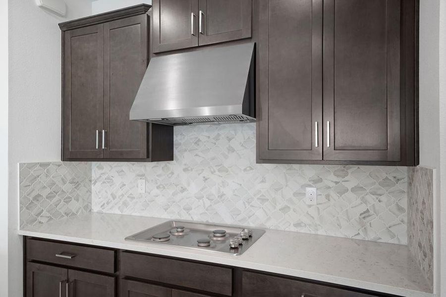 532 SE Ranch Oak Circle ~ Ready Now