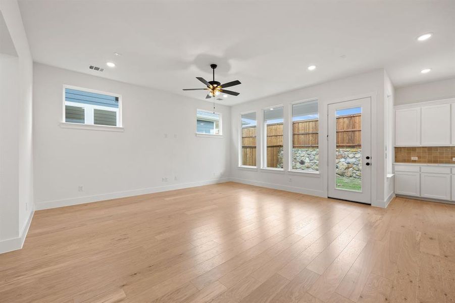 Spacious, unfurnished interior of a new home in North Square at Uptown, Celina (Image 19).