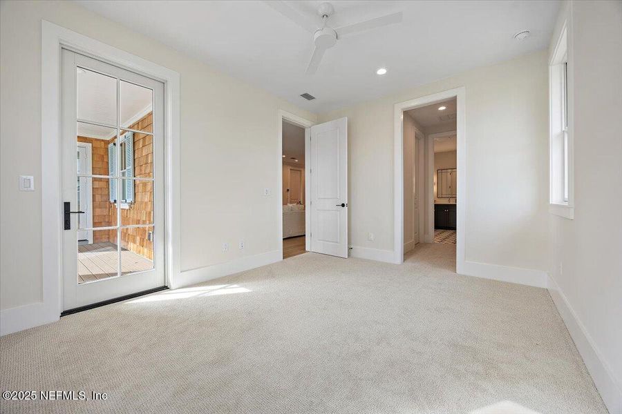 Spacious, unfurnished interior of a new home in River Landing at Nocatee (DF Luxury Homes), Ponte Vedra (Image 25). Spacious, unfurnished interior of a new home in River Landing at Nocatee (DF Luxury Homes), Ponte Vedra (Image 25).