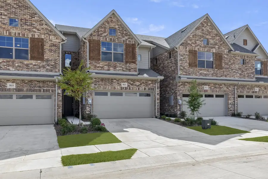 Front exterior of a new home in Wildridge, Oak Point, TX, highlighting curb appeal (Image 1). Front exterior of a new home in Wildridge, Oak Point, TX, highlighting curb appeal (Image 1).