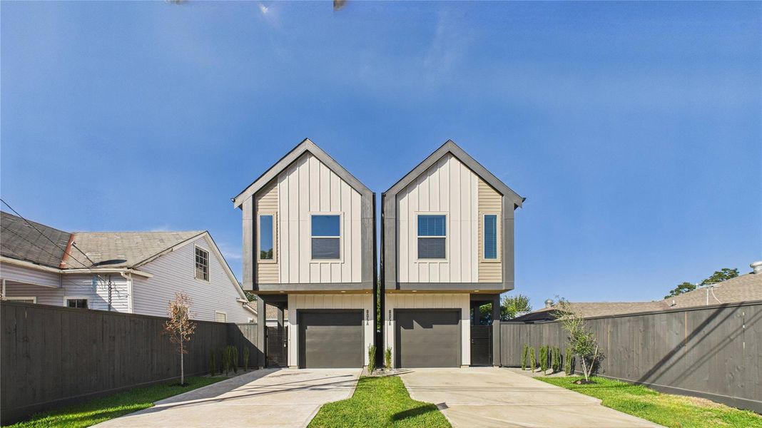 Front exterior of a new home in , Houston, TX, highlighting curb appeal (Image 20). Front exterior of a new home in , Houston, TX, highlighting curb appeal (Image 20).