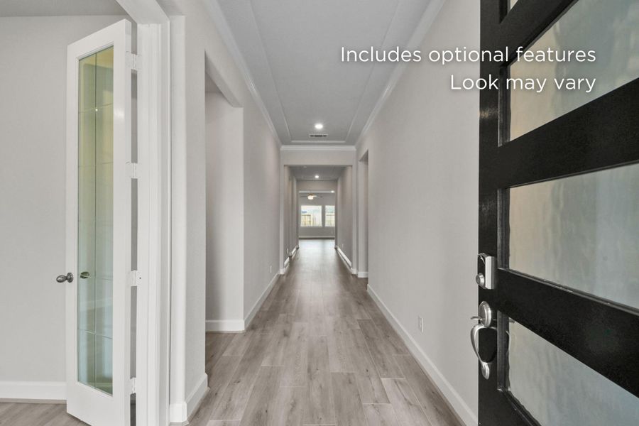 Spacious, unfurnished interior of a new home in The Grand Prairie 60', Hockley (Image 5).