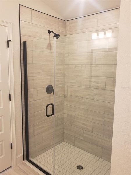 Close-up of interior finishes inside a home in Pine Bluff, Spring Hill (Image 8).