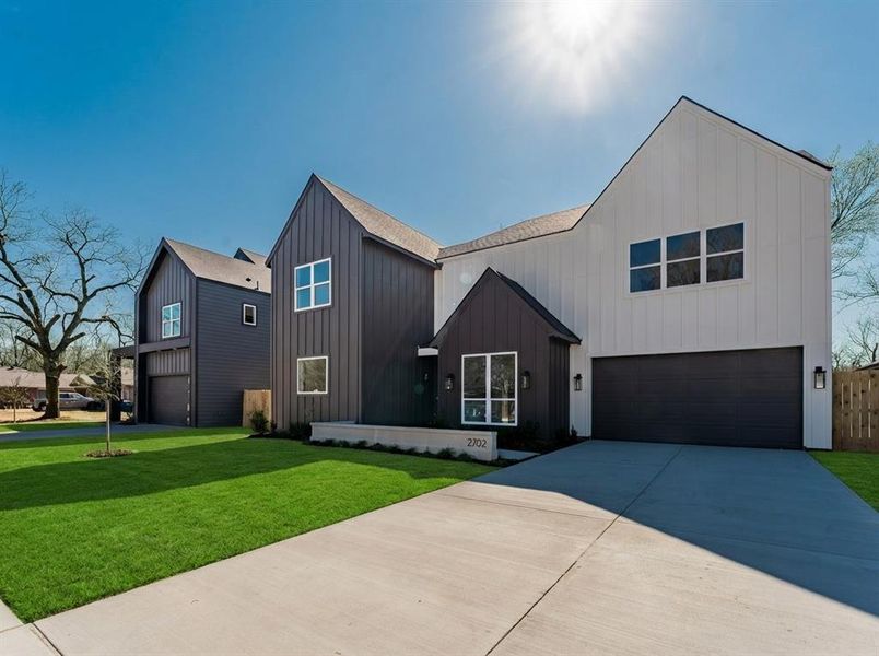 Front exterior of a new home in , Dallas, TX, highlighting curb appeal (Image 1). Front exterior of a new home in , Dallas, TX, highlighting curb appeal (Image 1).