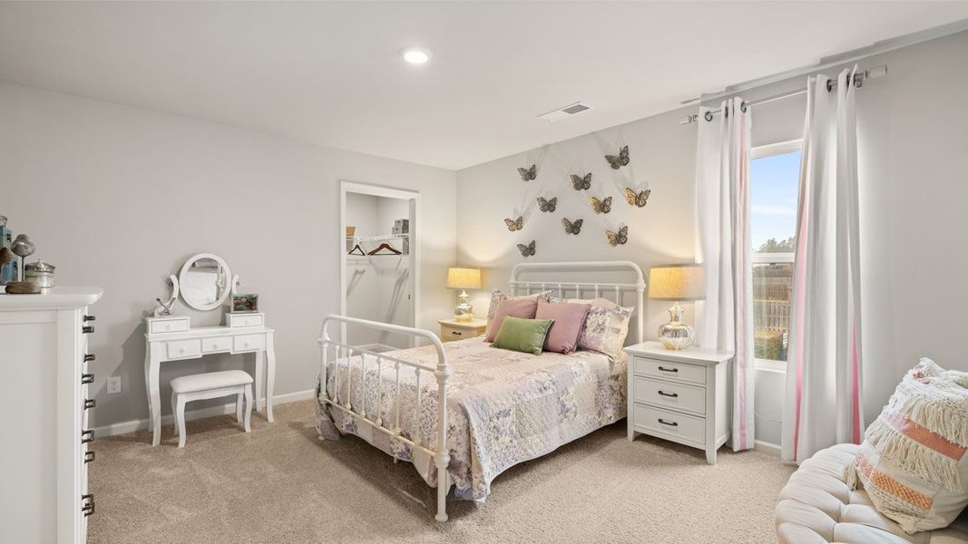 Representative furnished interior of a home built from the MANSFIELD by D.R. Horton in Carolina Groves, Moncks Corner (Image 17).