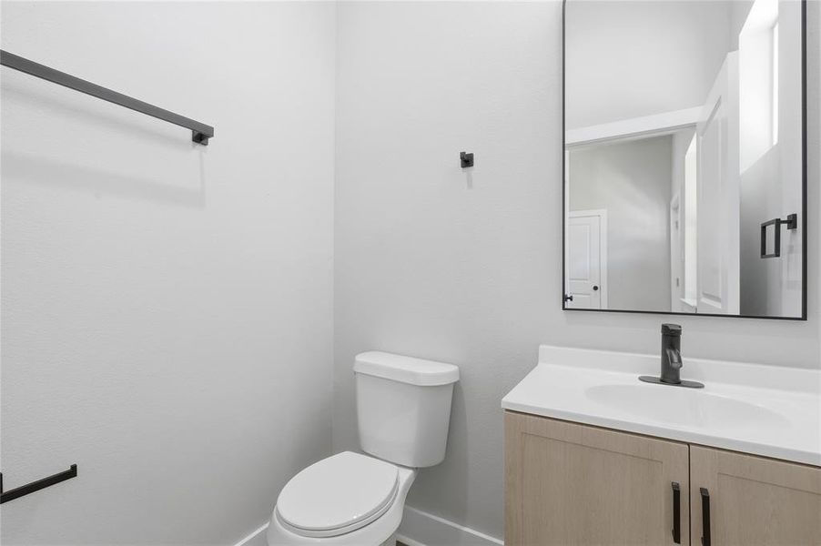 Furnished interior view inside a new home in , Cleburne (Image 12).