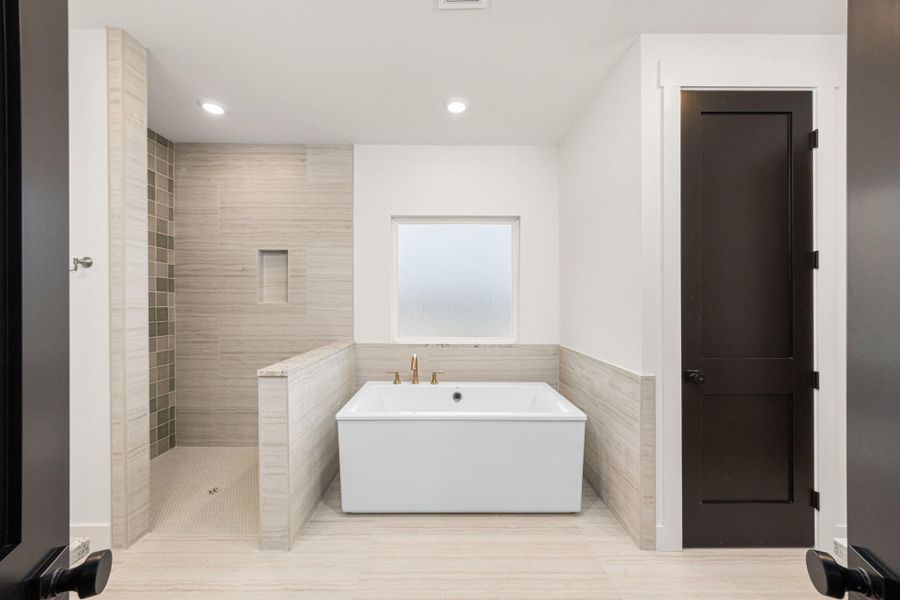 Image 16 of a home in . Image 16 of a home in .